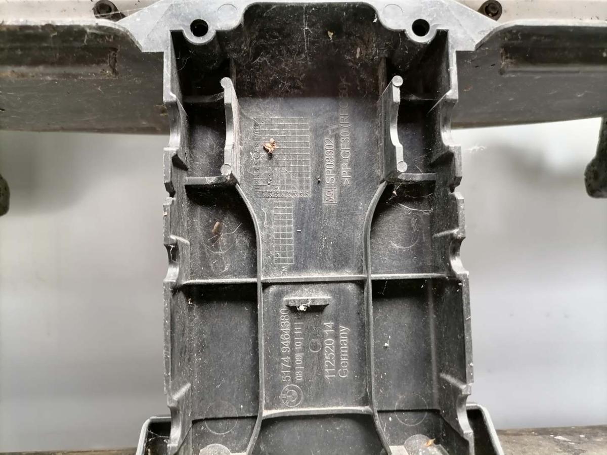 BMW 7er G70 original Träger Qerträger Stoßstange Stossfänger vorn Fronmittelteil Bj.2022 BMW 7er G70 original Träger Qerträger Stoßstange Stossfänger vorn Fronmittelteil Bj.2022